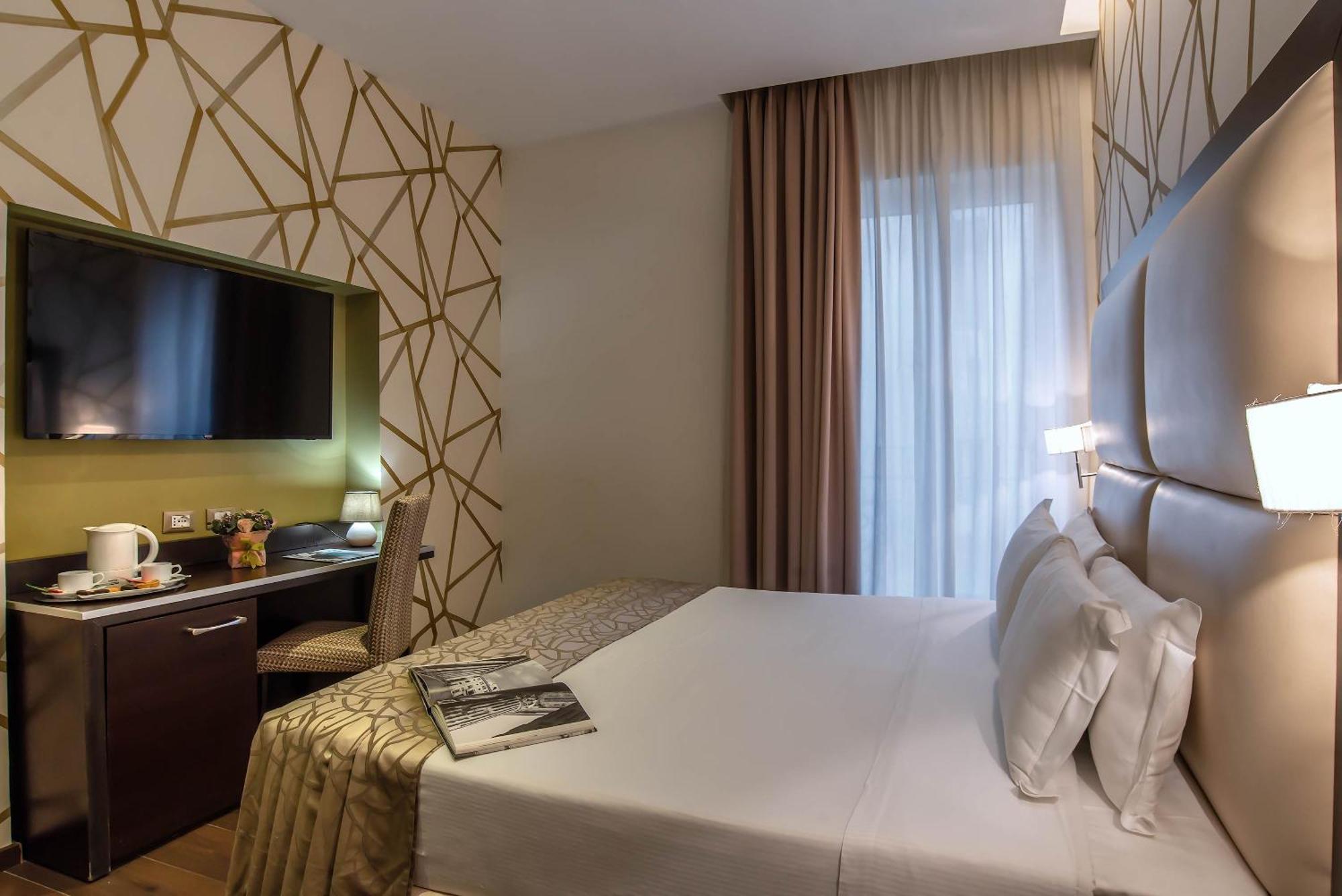 Superior Double or Twin Room,1327779866:JPEG
