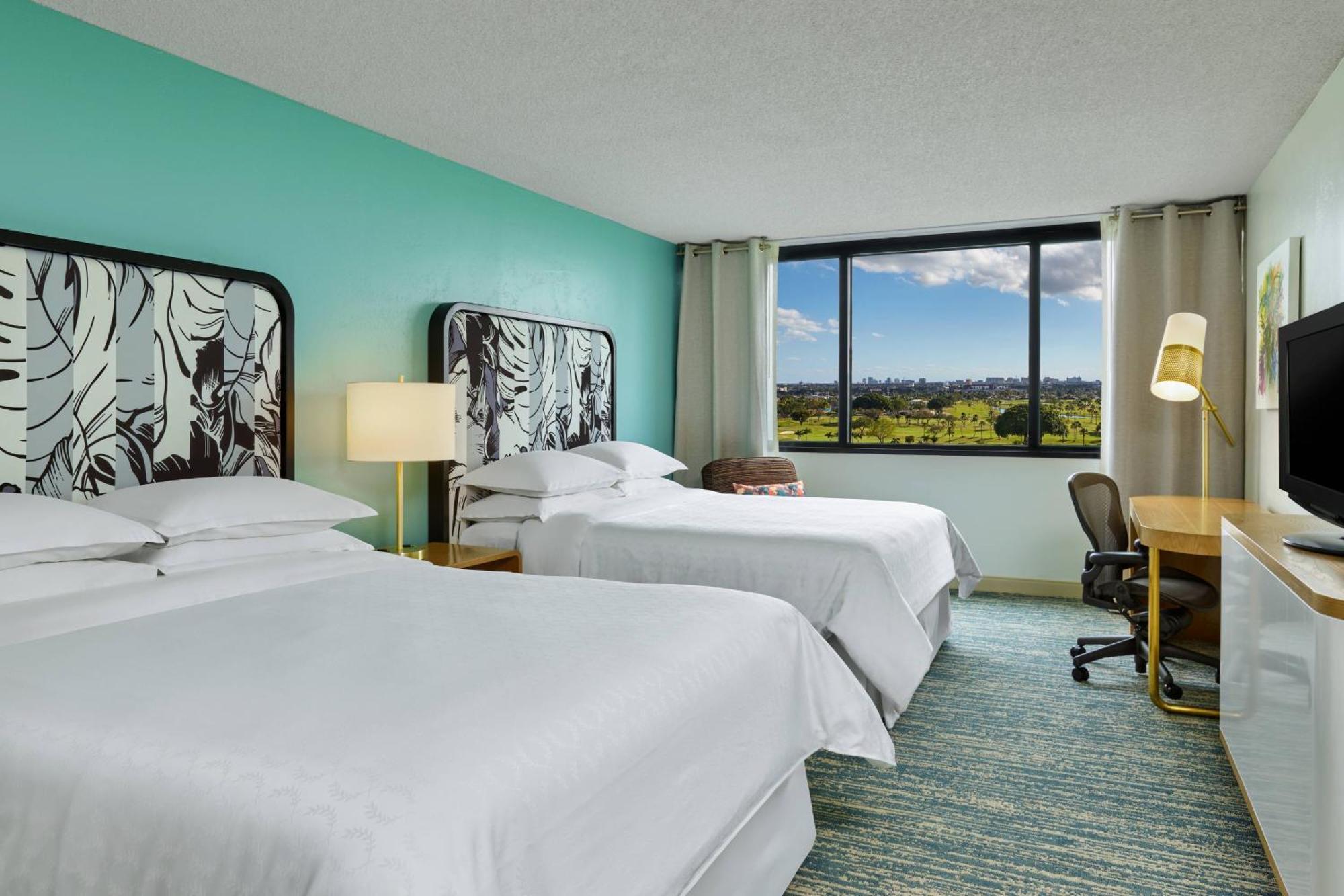 Club level, Guest room, 2 Queen, Top floor,1276209751:JPEG