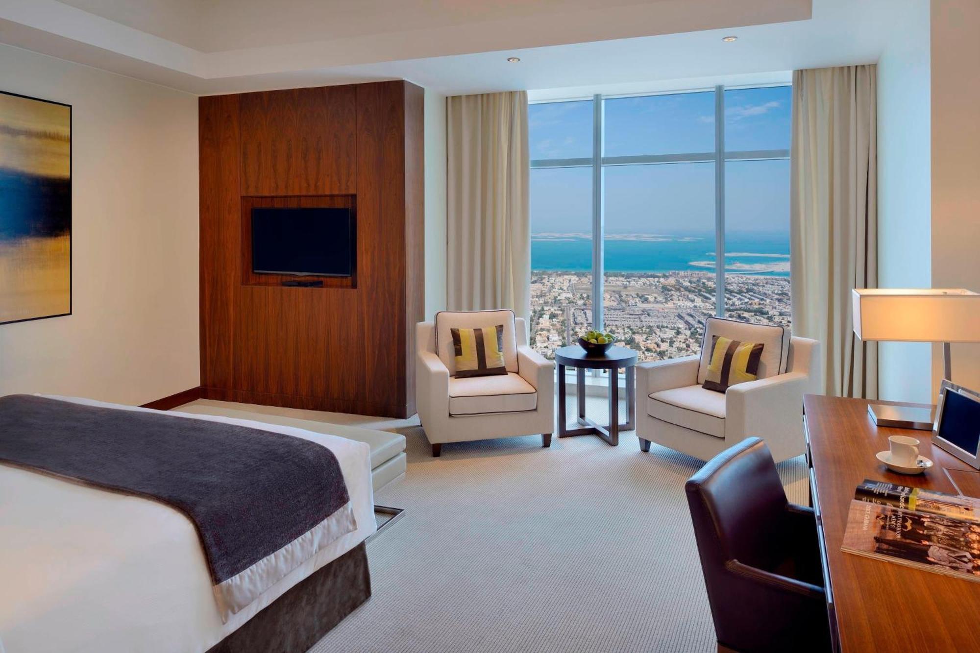 Deluxe King Room Sea View
