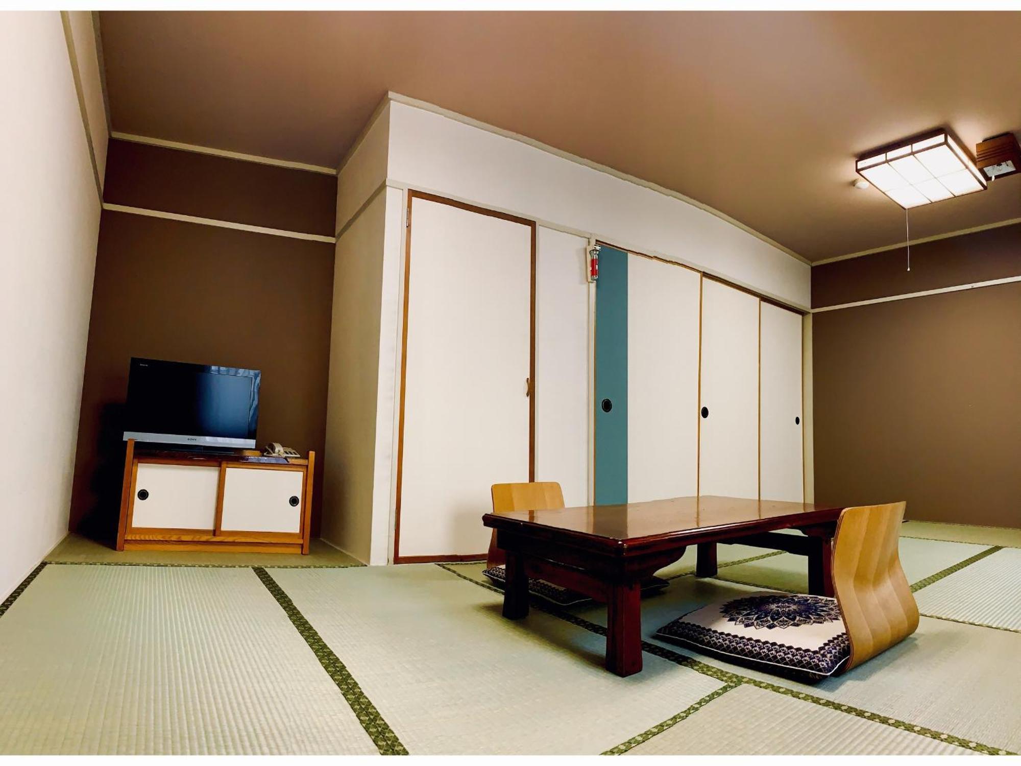 Japanese-Style Twin Room with Private Bathroom,1278805819:JPEG