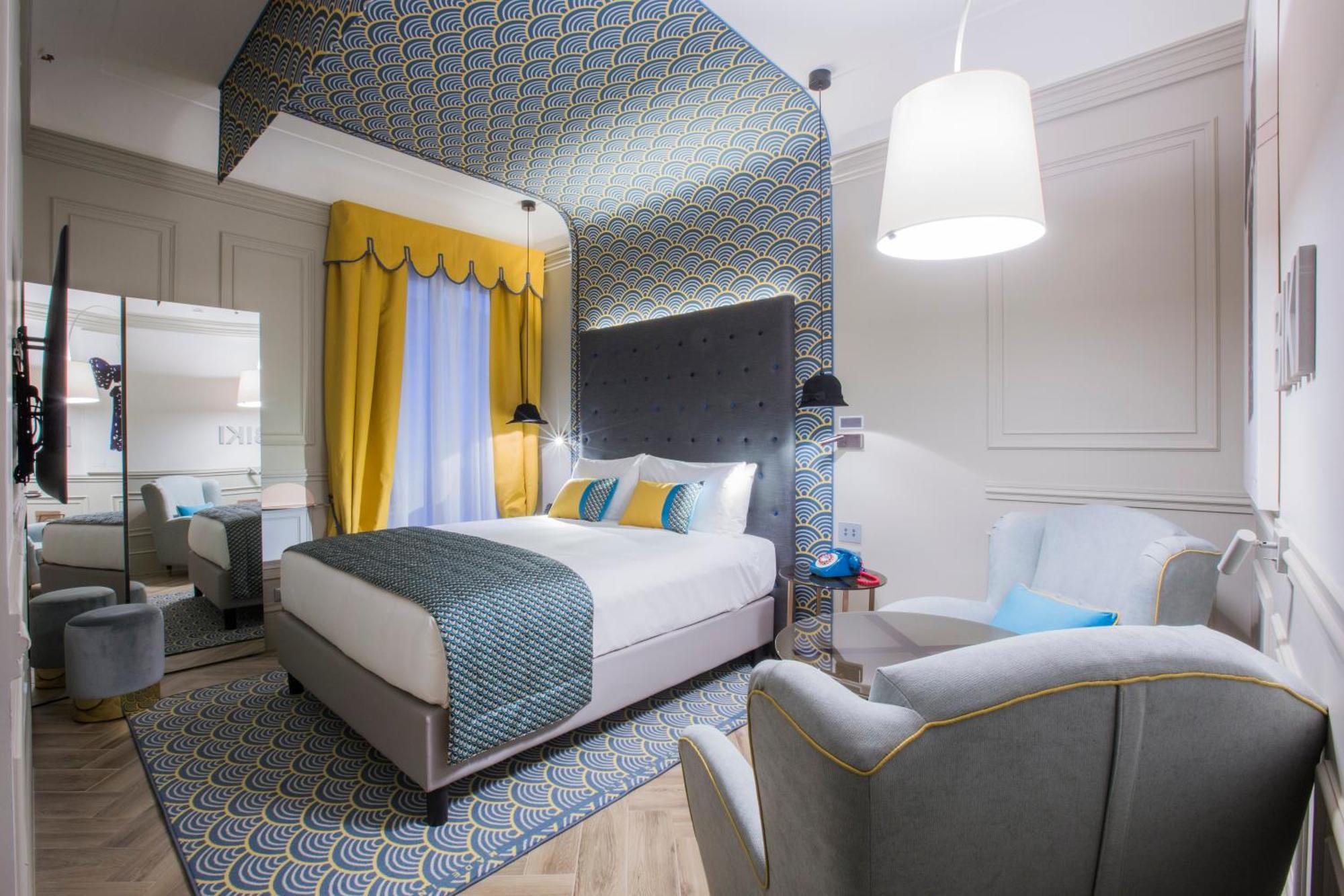 Premium Queen Room