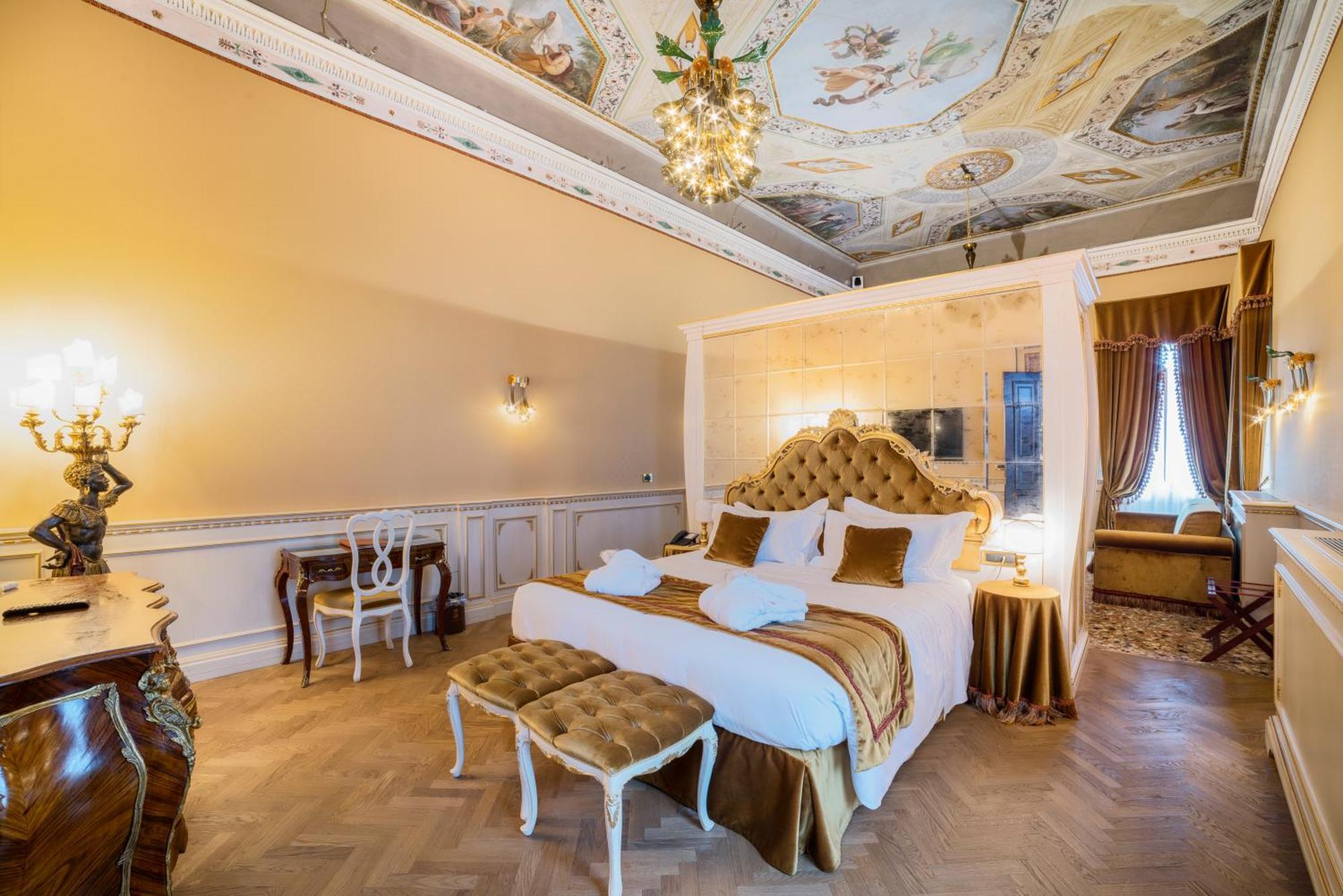 Deluxe Junior Suite