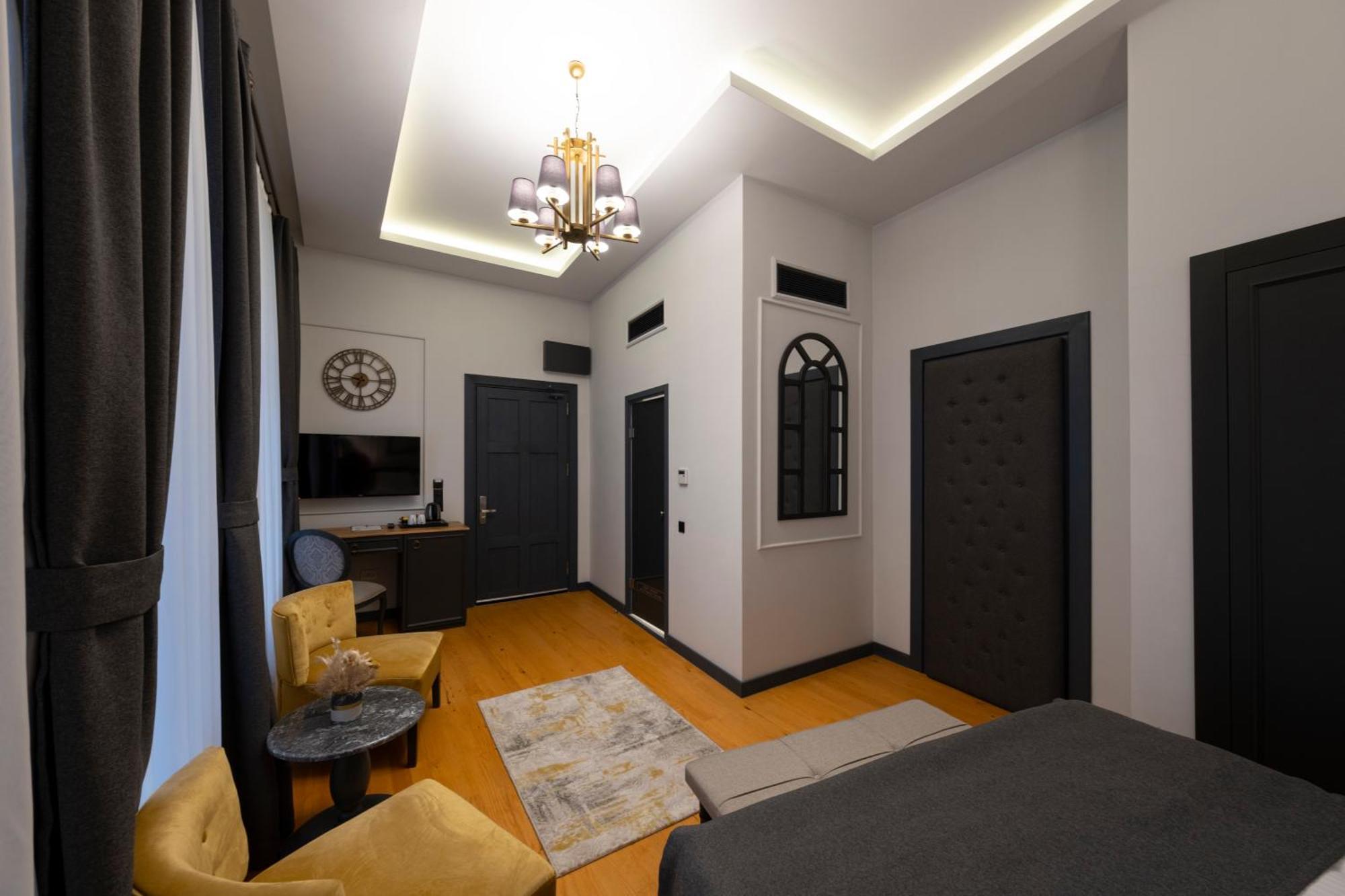 Two-Bedroom Suite