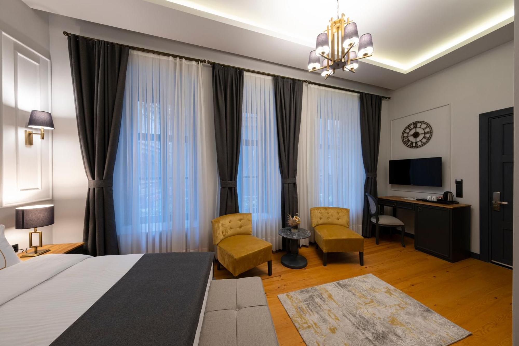 Two-Bedroom Suite