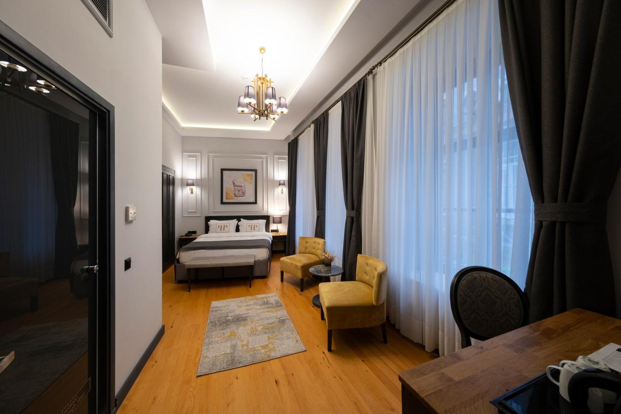 Two-Bedroom Suite