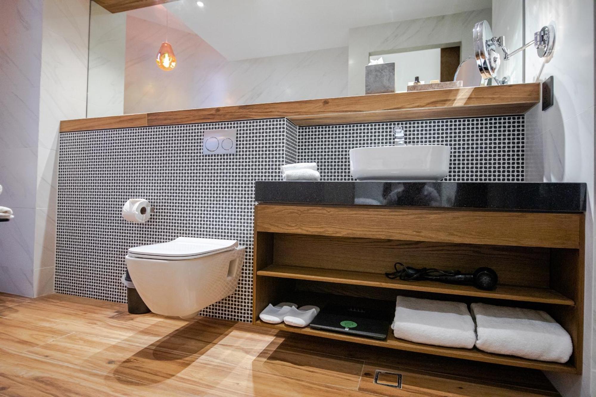 Suite Hot Tub