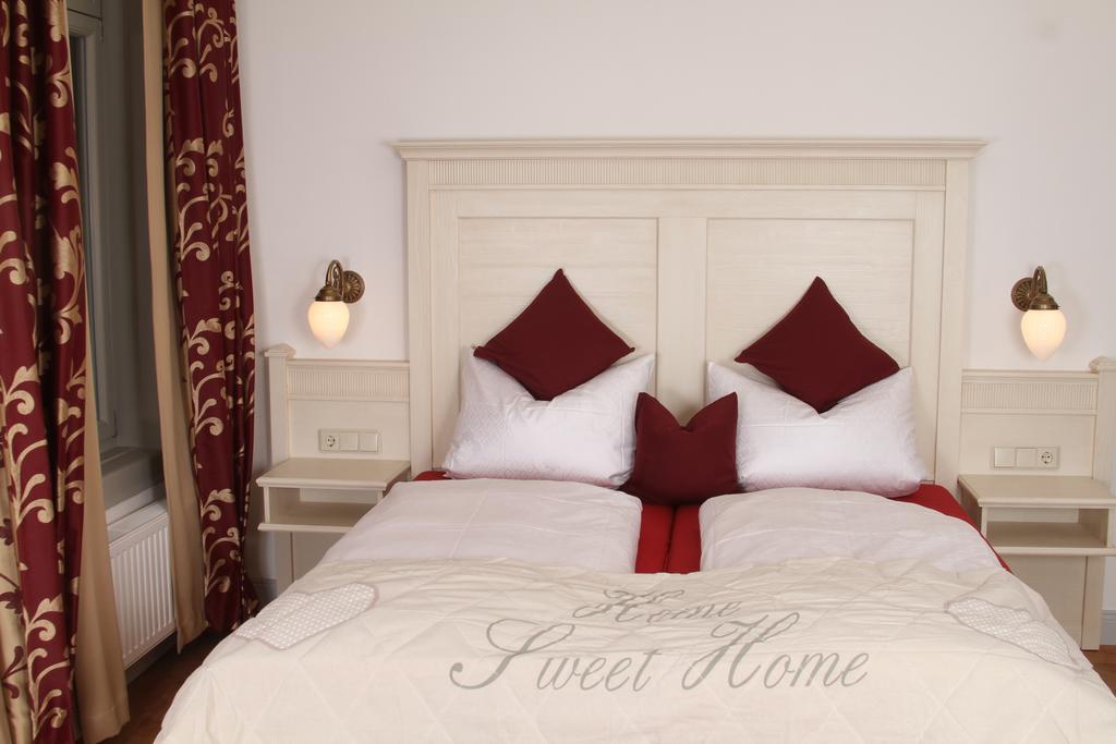 Deluxe Single Room,205955329:JPEG
