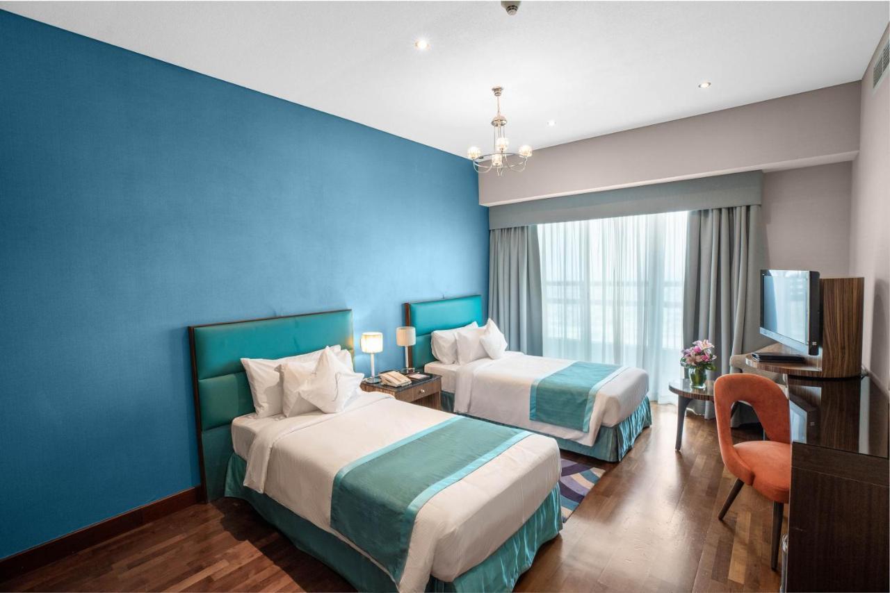 Premiere Three Bedroom Apartment