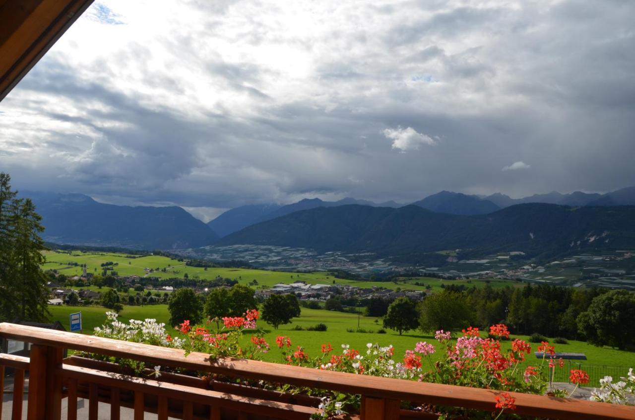 Camera Familiare con Vista Montagna