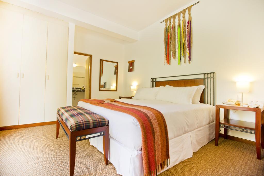 Suite,1223081458:JPEG