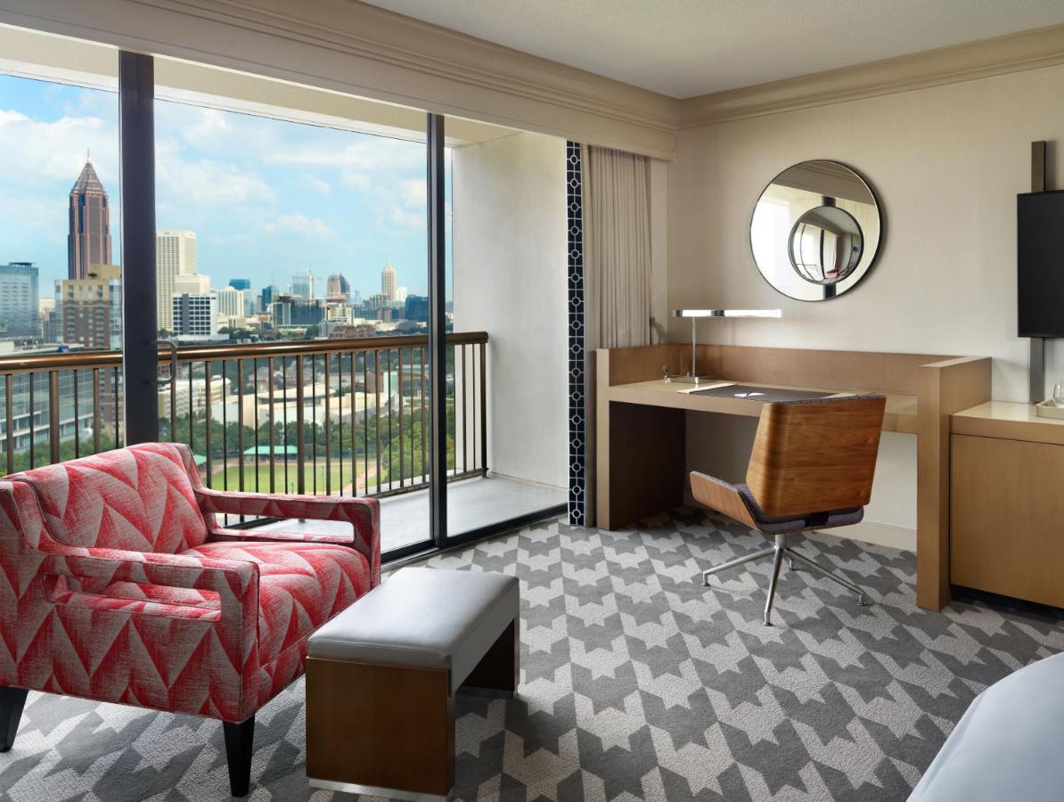 Premier Centennial Olympic Park View Room w or Balcony 1 King Bed