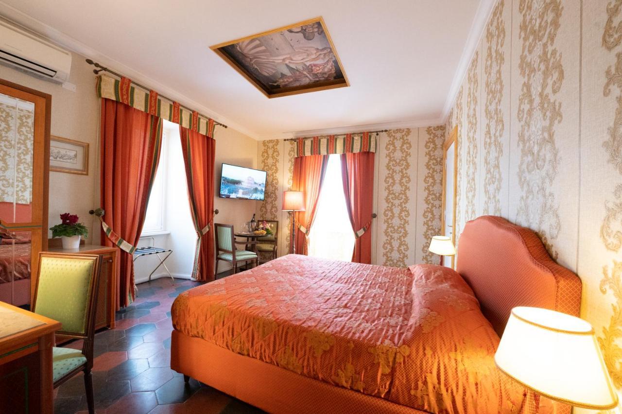 Deluxe Room,1296831544:JPEG