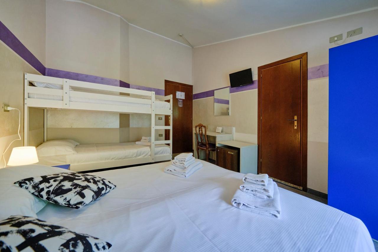 Superior Quadruple Room,1299045400:JPEG