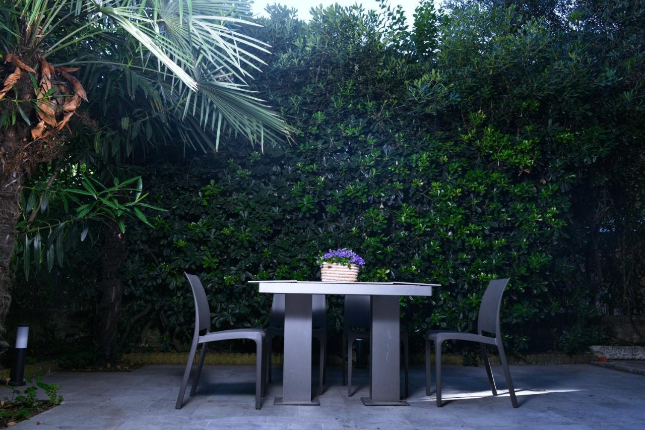 Single Room Garden View