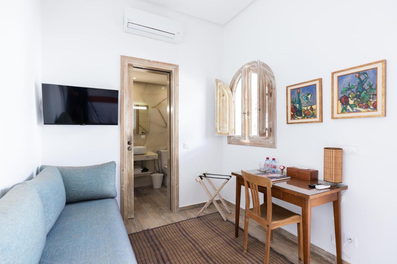 Double Room,1306390336:JPEG