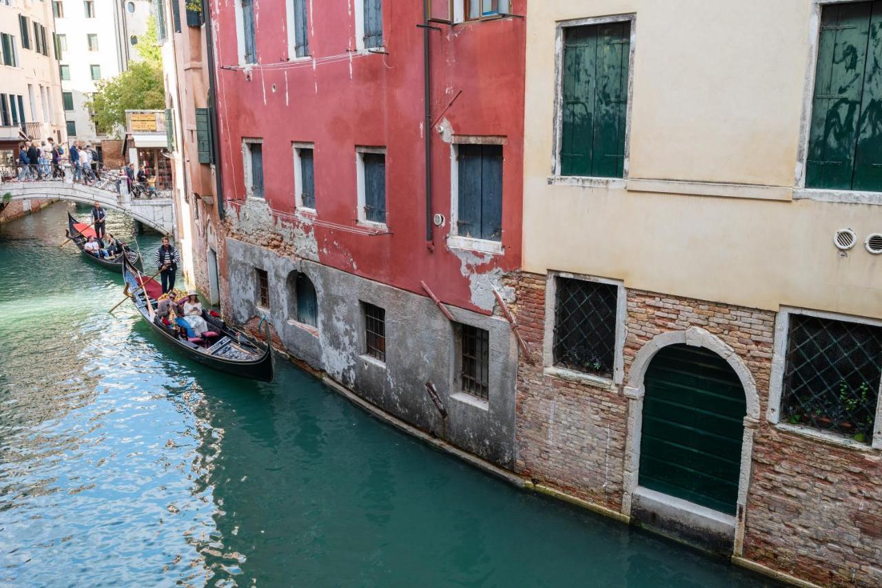 Economy Double Room Canal View
