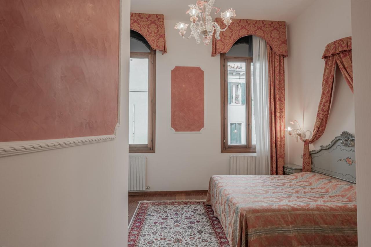 Triple Room Canal View