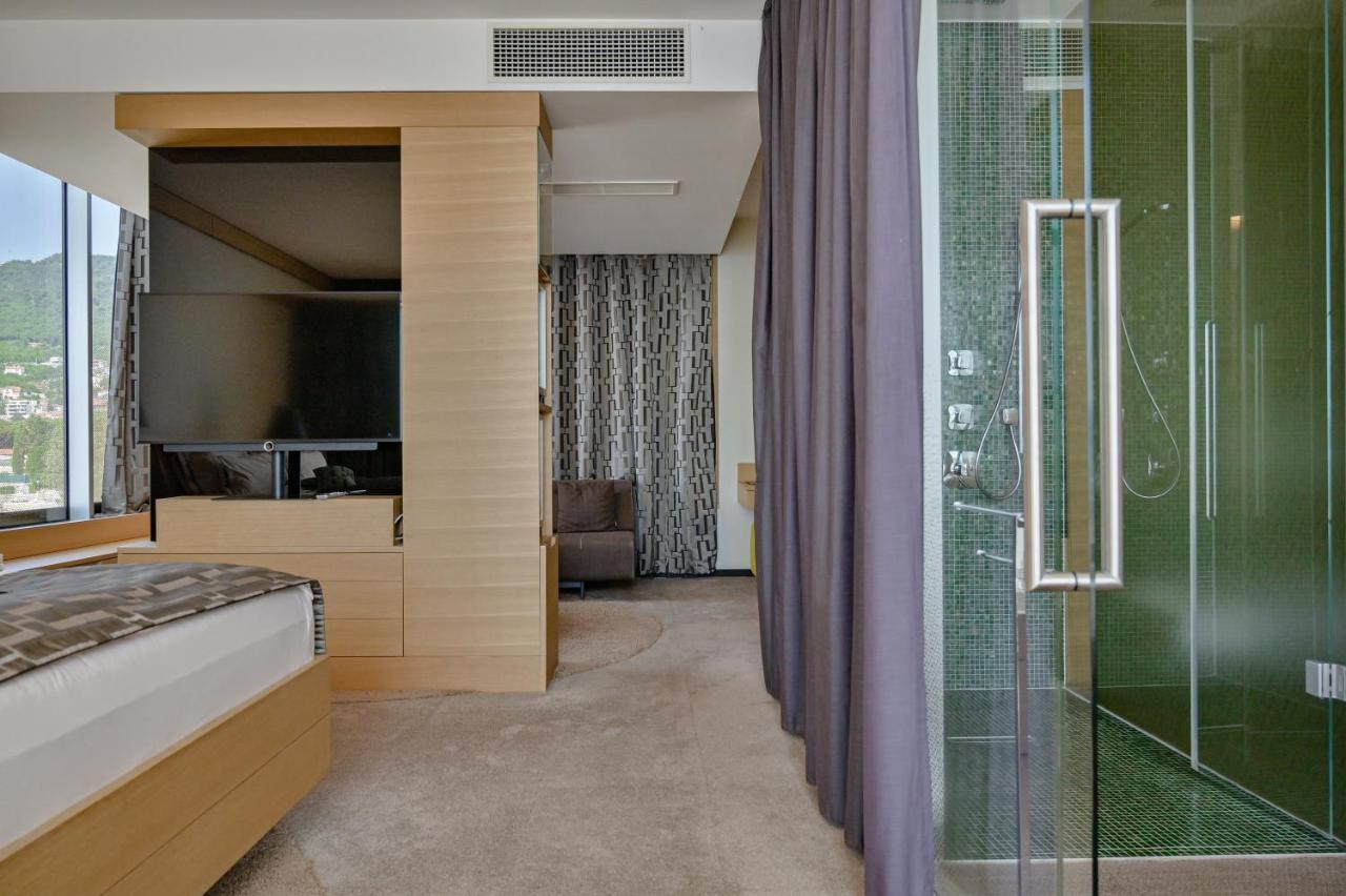 Deluxe Suite Sea View