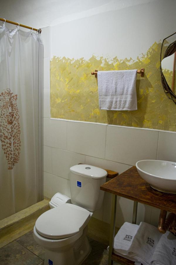 Habitación Doble con baño privado - 2 camas