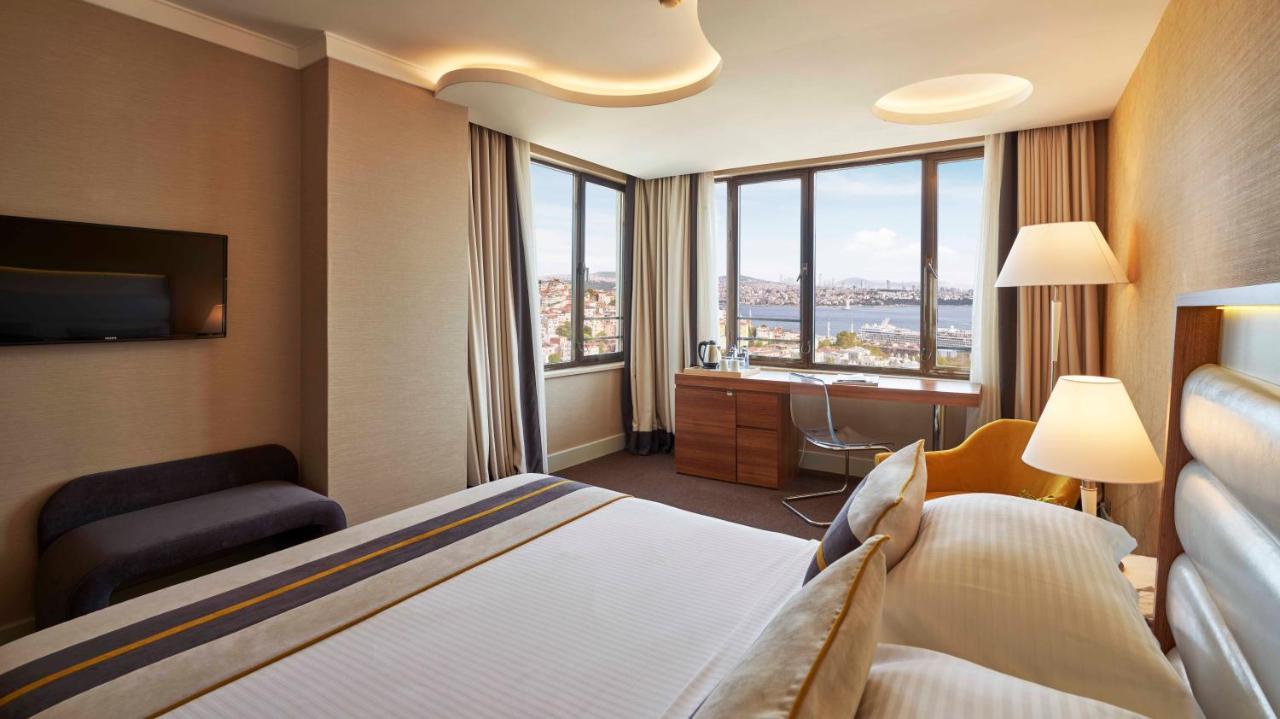 Deluxe Room Bosphorus View