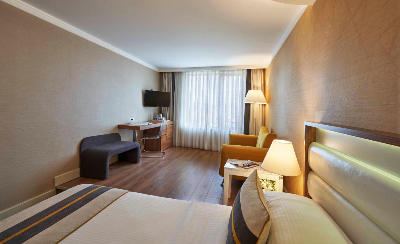 Executive Room Istiklal Street View