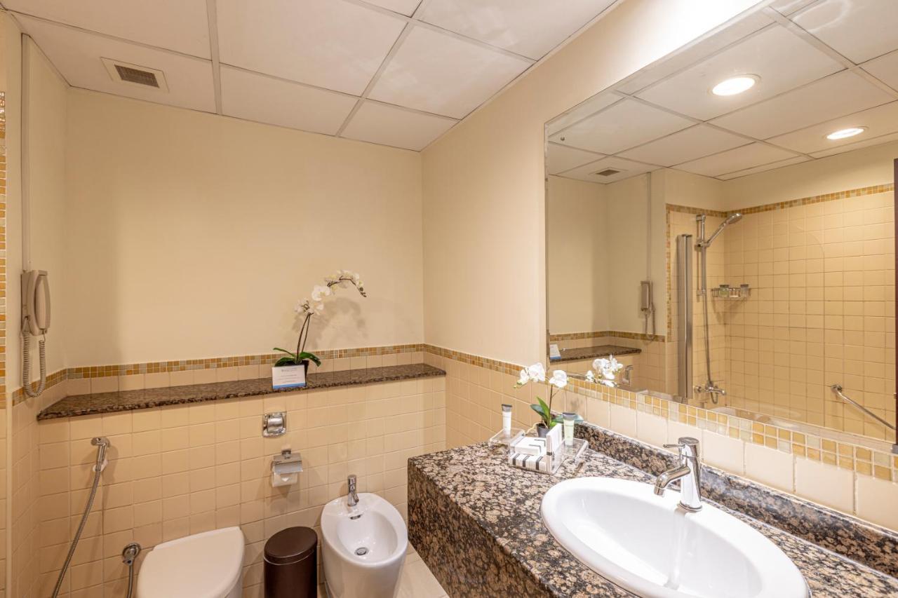 One Bedroom Apartment - Marina View - 25% off on F&B, Just Steps from JBR Beach