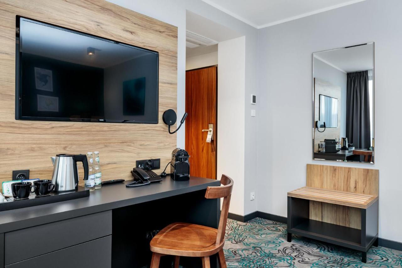 Executive Room 1 Queen Bed