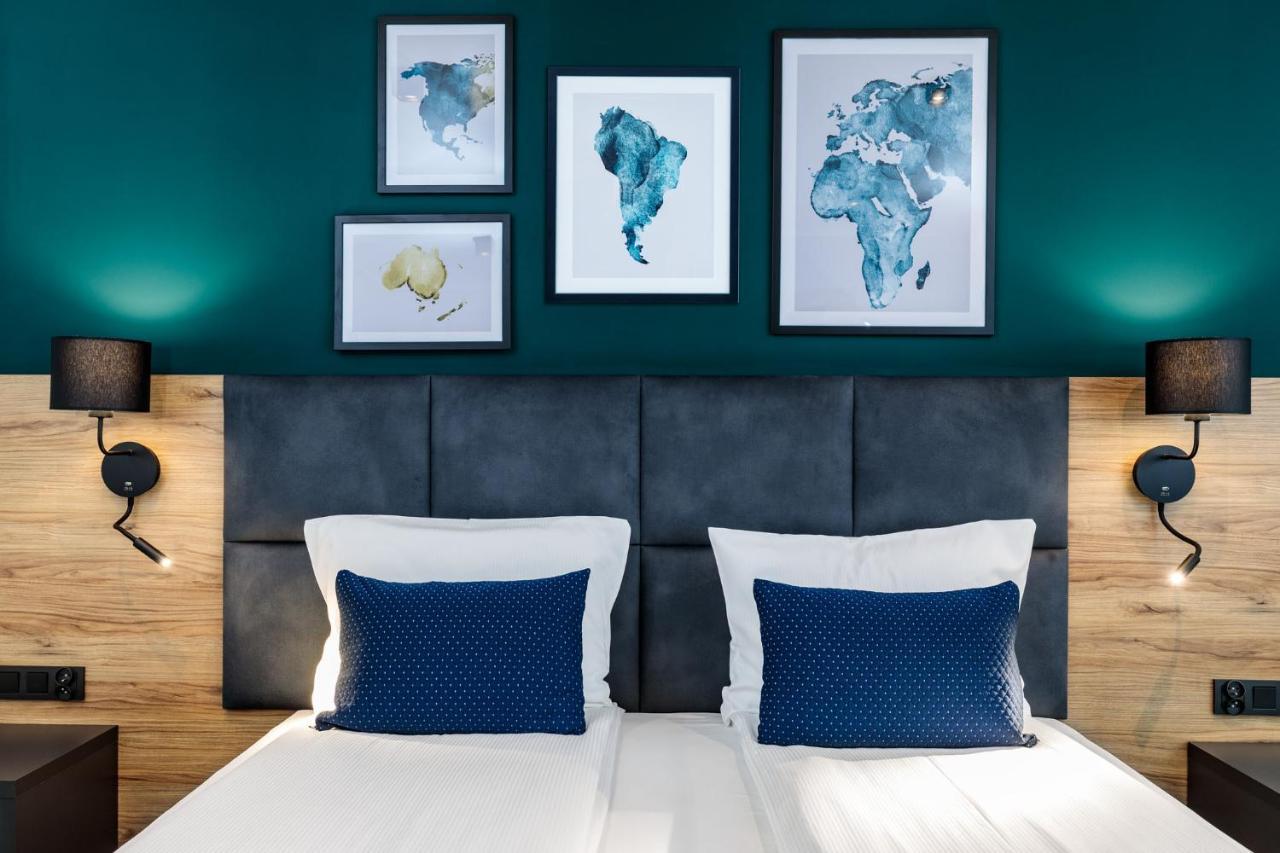 Executive Room 1 Queen Bed