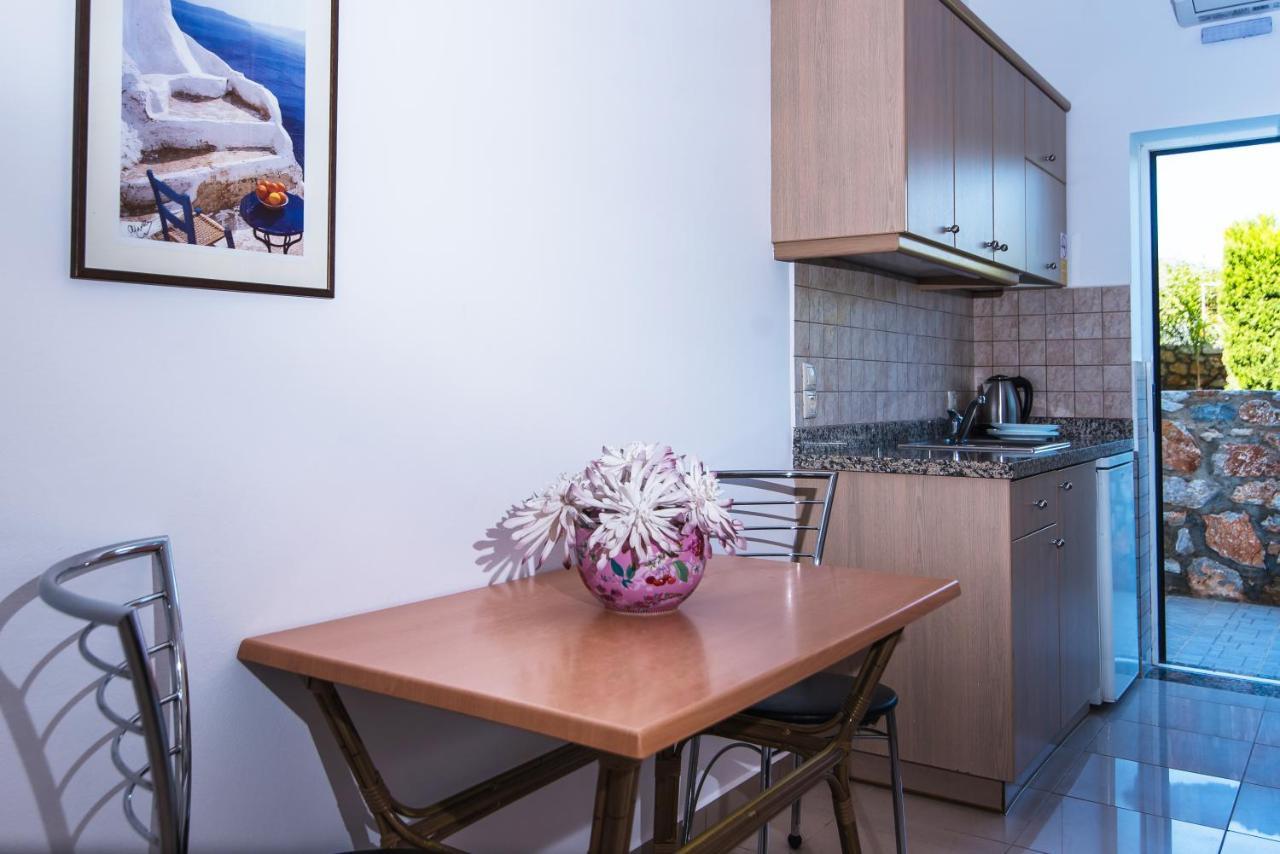 Superior One-Bedroom Apartment