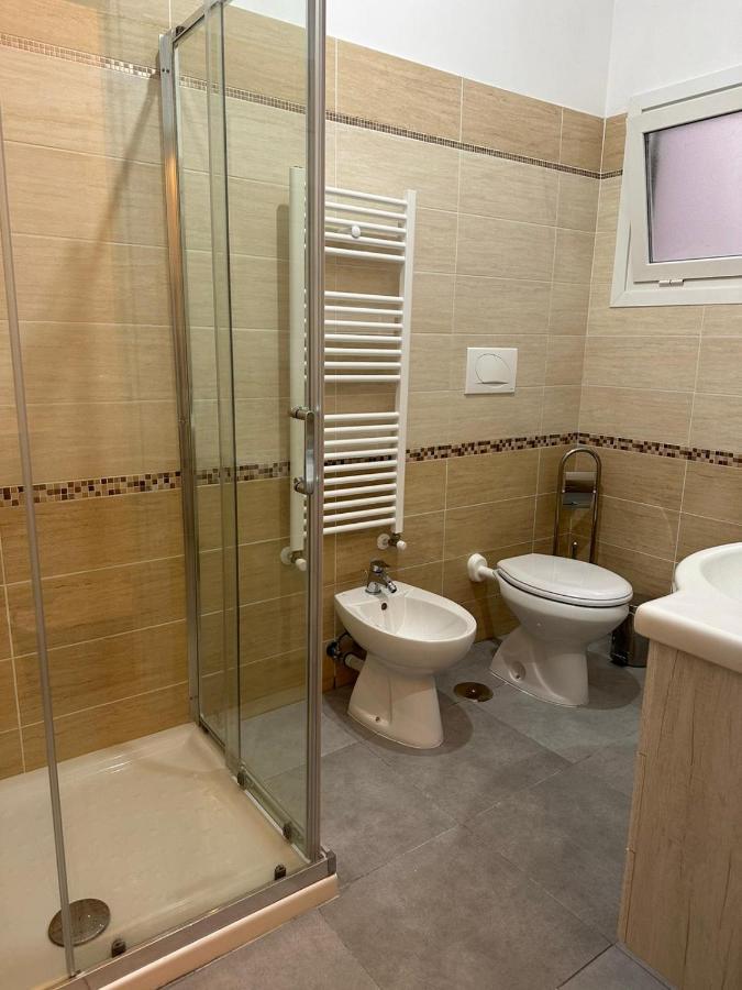 Twin Room Private Bathroom,1355467460:JPEG