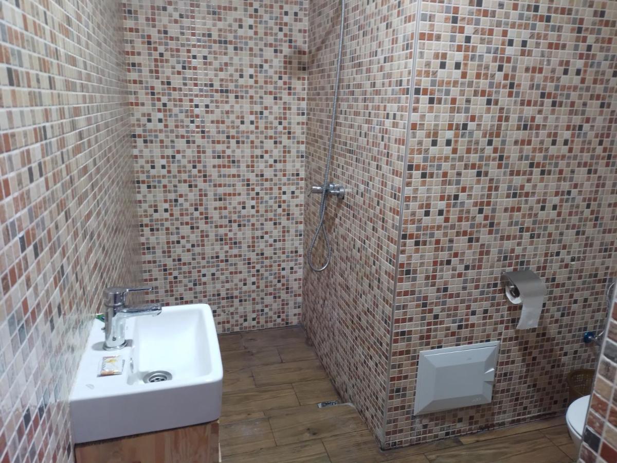 Basic Triple Room