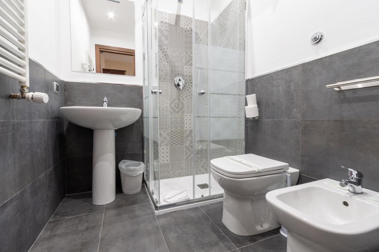 Standard Double or Twin Room via Catone 21