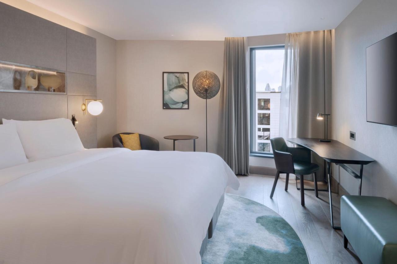 Signature King Room