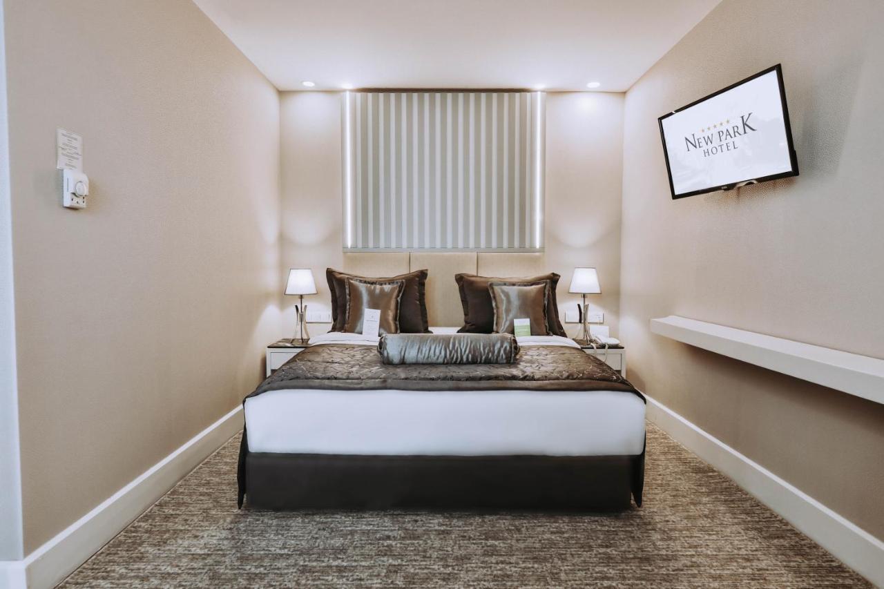 Family Room,1357611638:JPEG