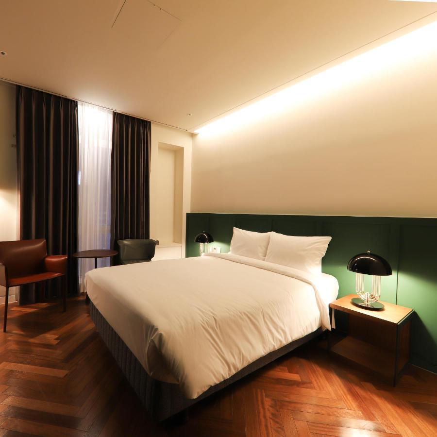 Queen Suite
