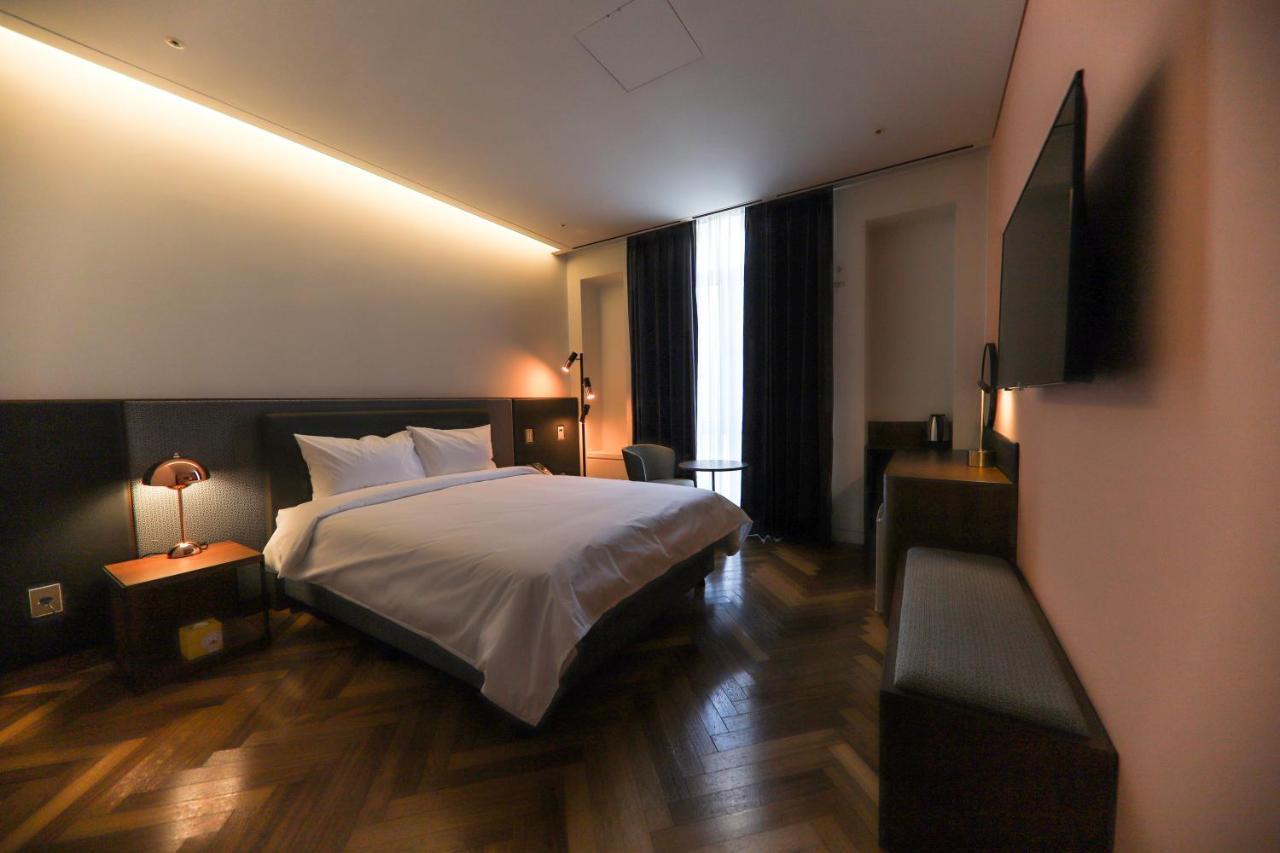 Double Room Private Bathroom