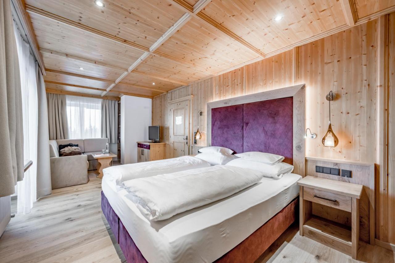 Double Room Mountain View
