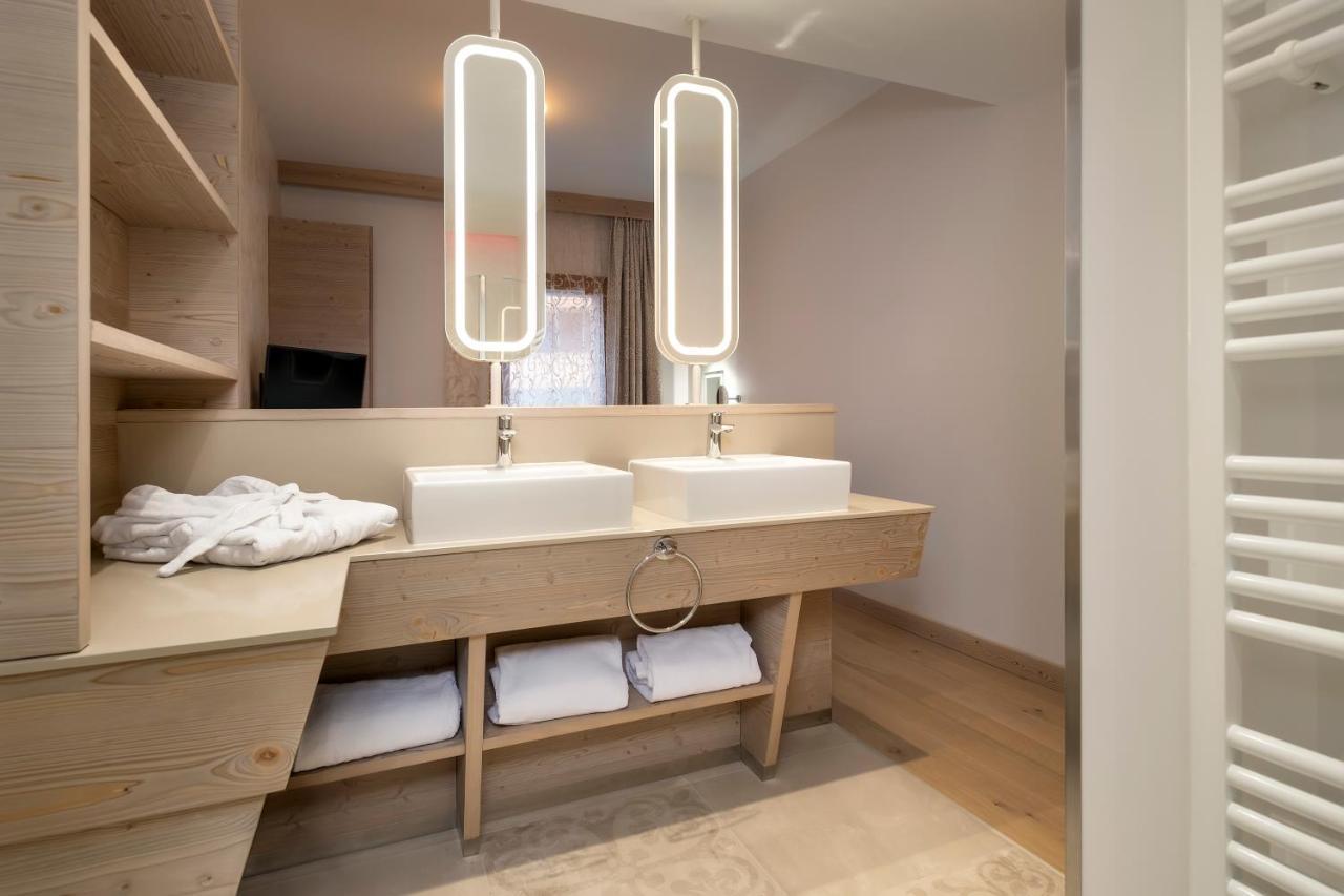 Two-Bedroom Apartment Sauna Fireplace