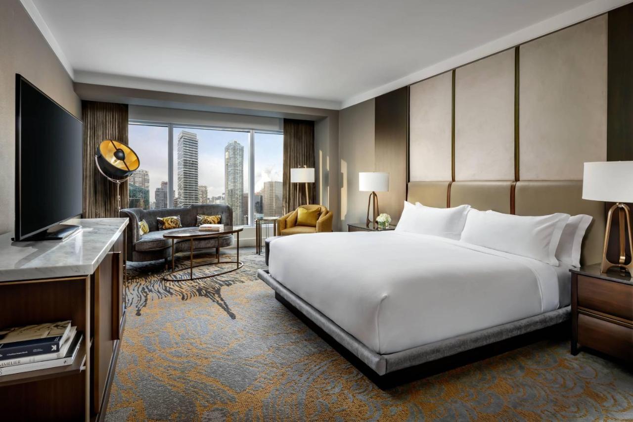 Club Lounge Access City View Room 1 King bed