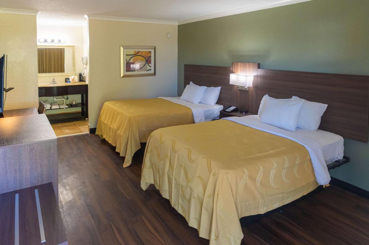 Standard Double Room with Two Double Beds - Non-Smoking,1382404847:JPEG