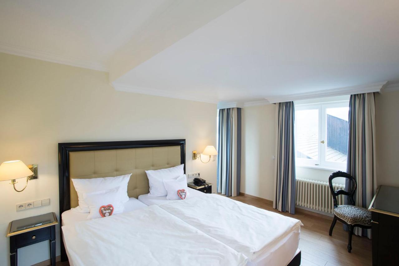 Classic Double Room without Lake View