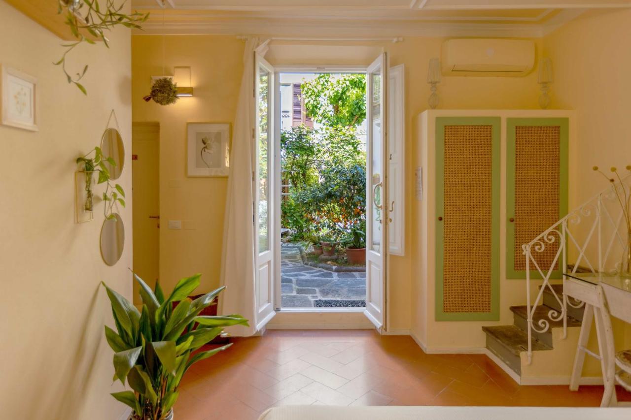 Family Room Garden View