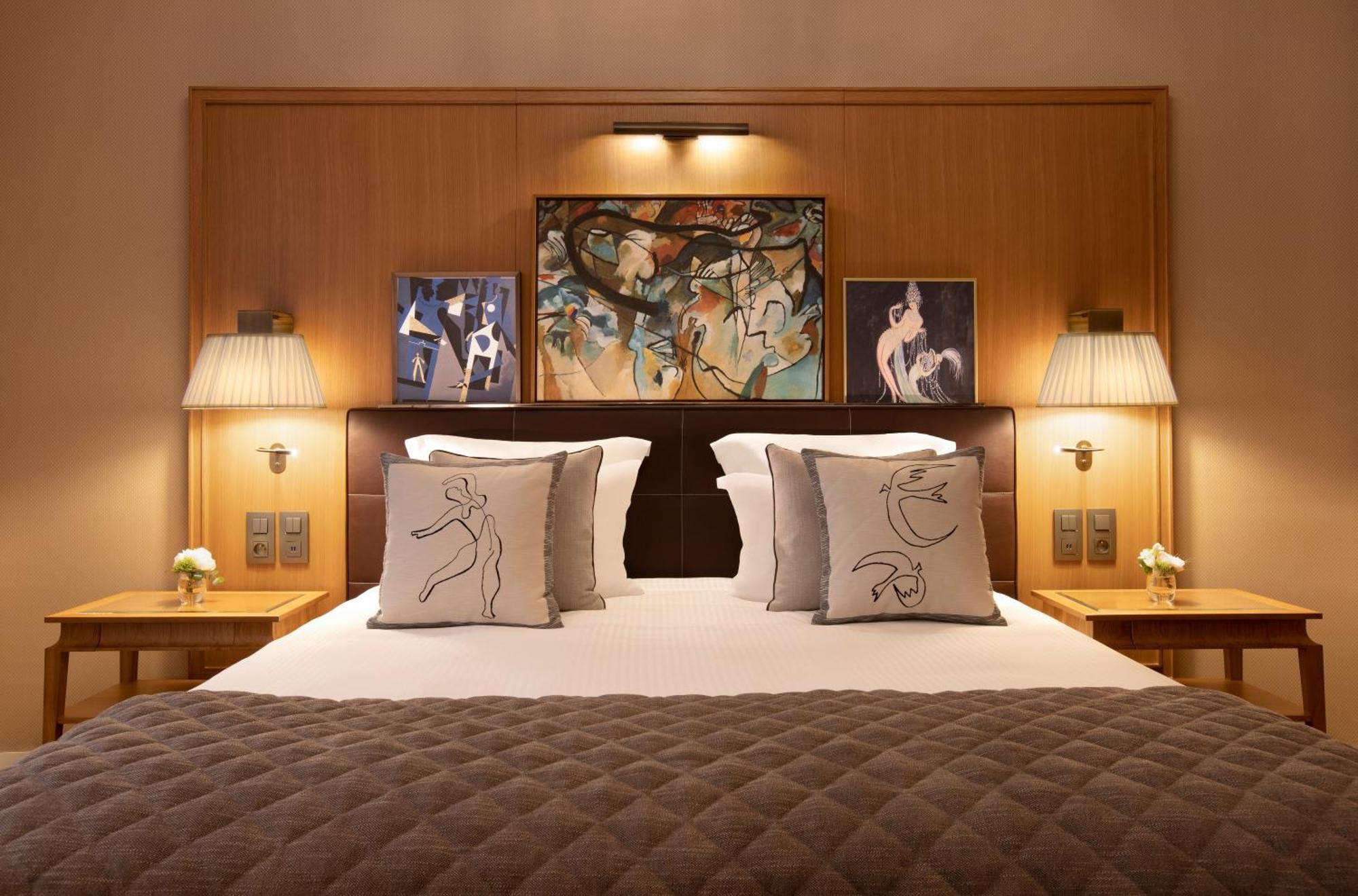 Deluxe Double Room,1413955841:JPEG