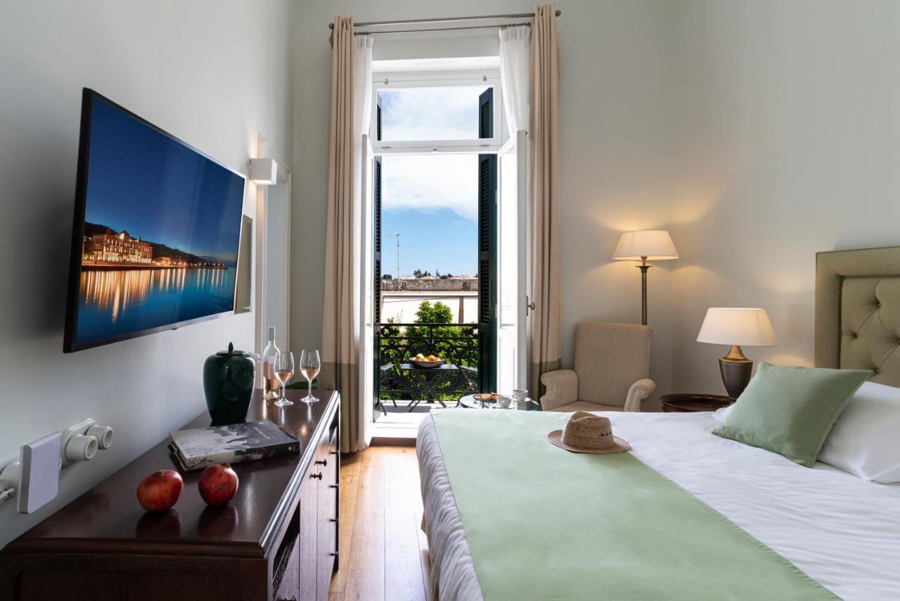 Deluxe Double Room Partial Sea View