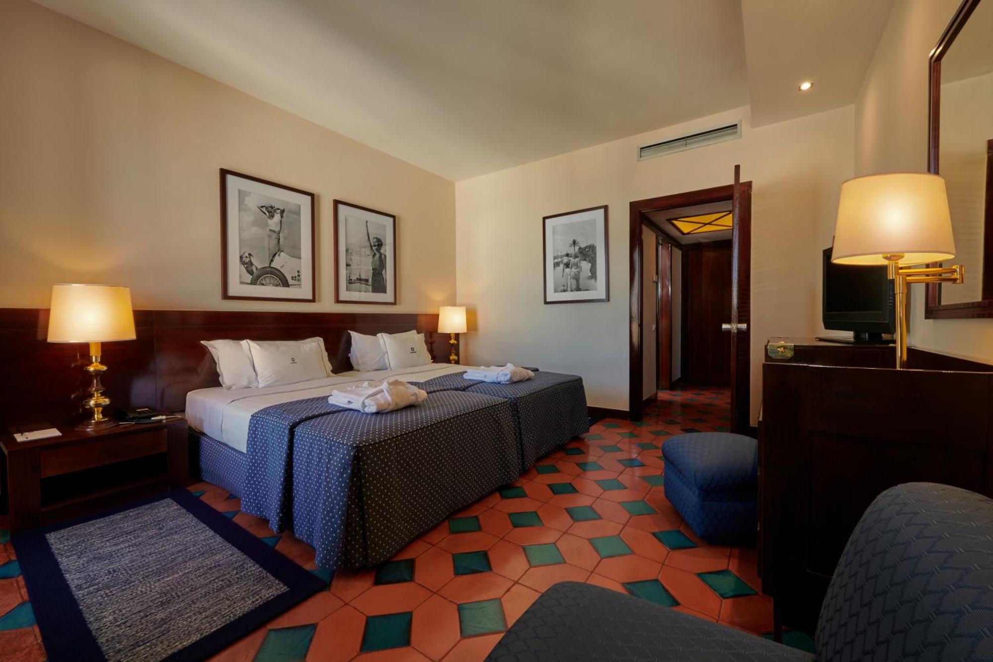 Double or Twin Room Land View