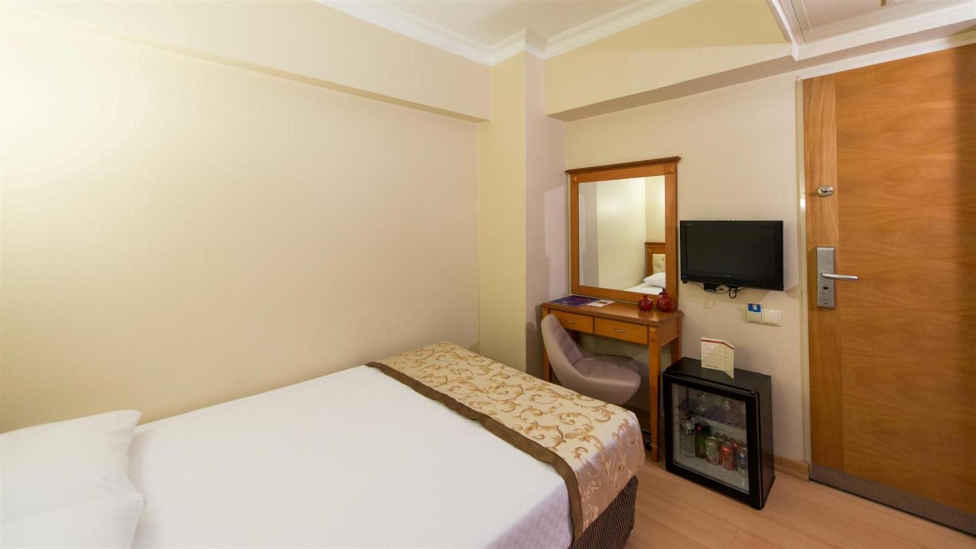 Quarto Individual Económico