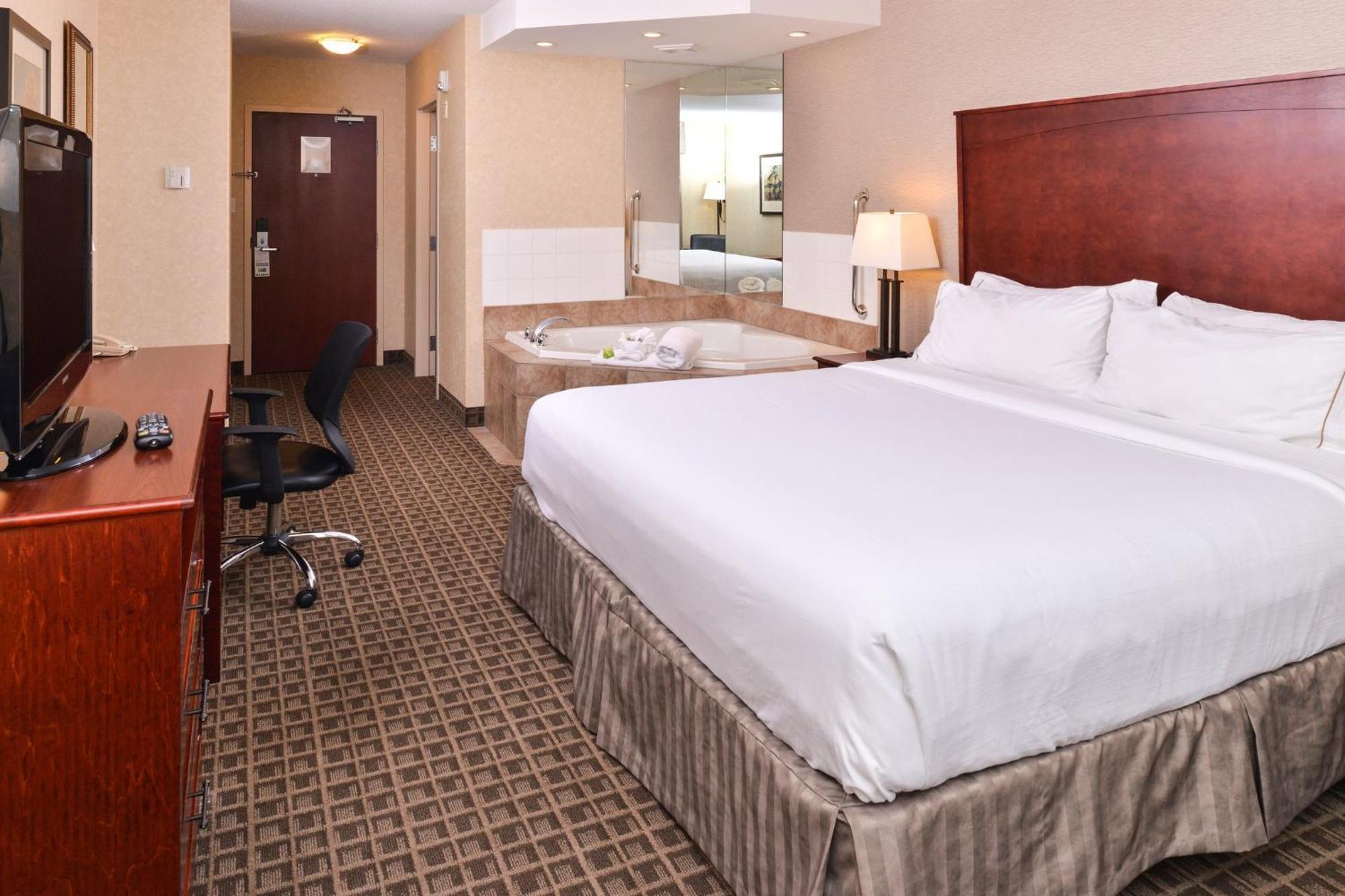 King Suite with Spa Bath,1278799117:JPEG