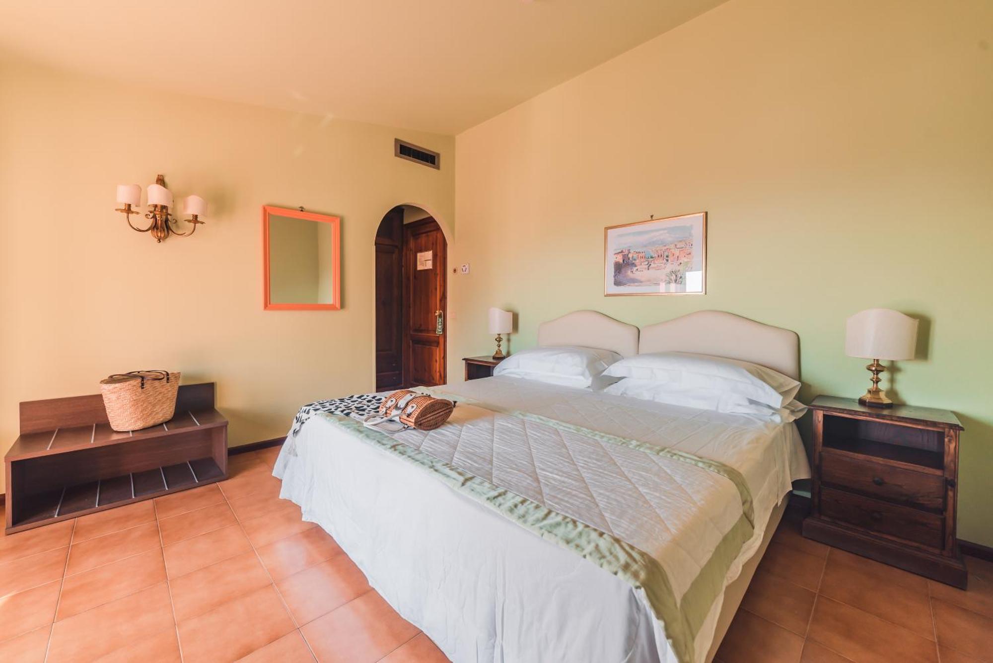 Superior Double or Twin Room Sea View