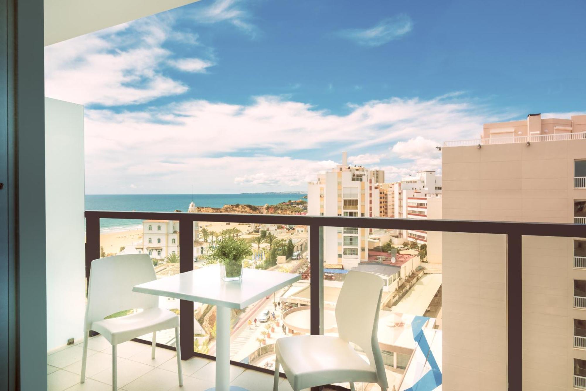 Prestige Suite with Side Sea View