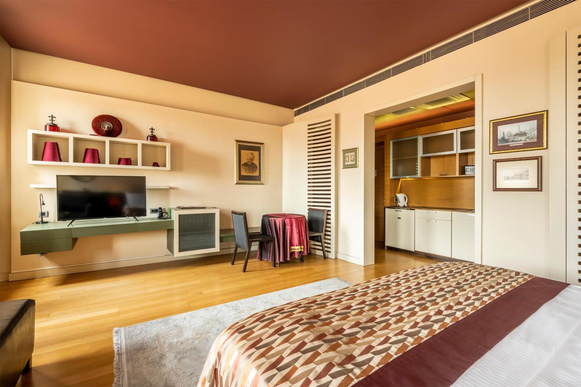 Superior Suite